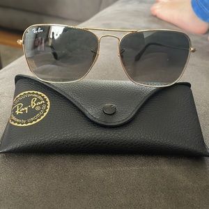 Polarized ray ban sunglasses